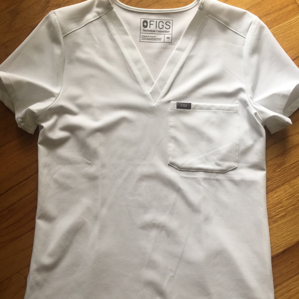 FIGS scrub top, XS